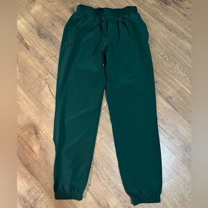 Under Armour Men's Green Taper Stretch Cuffed Joggers